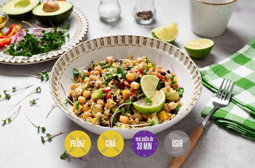 salată cu quinoa fasole neagră și avocado